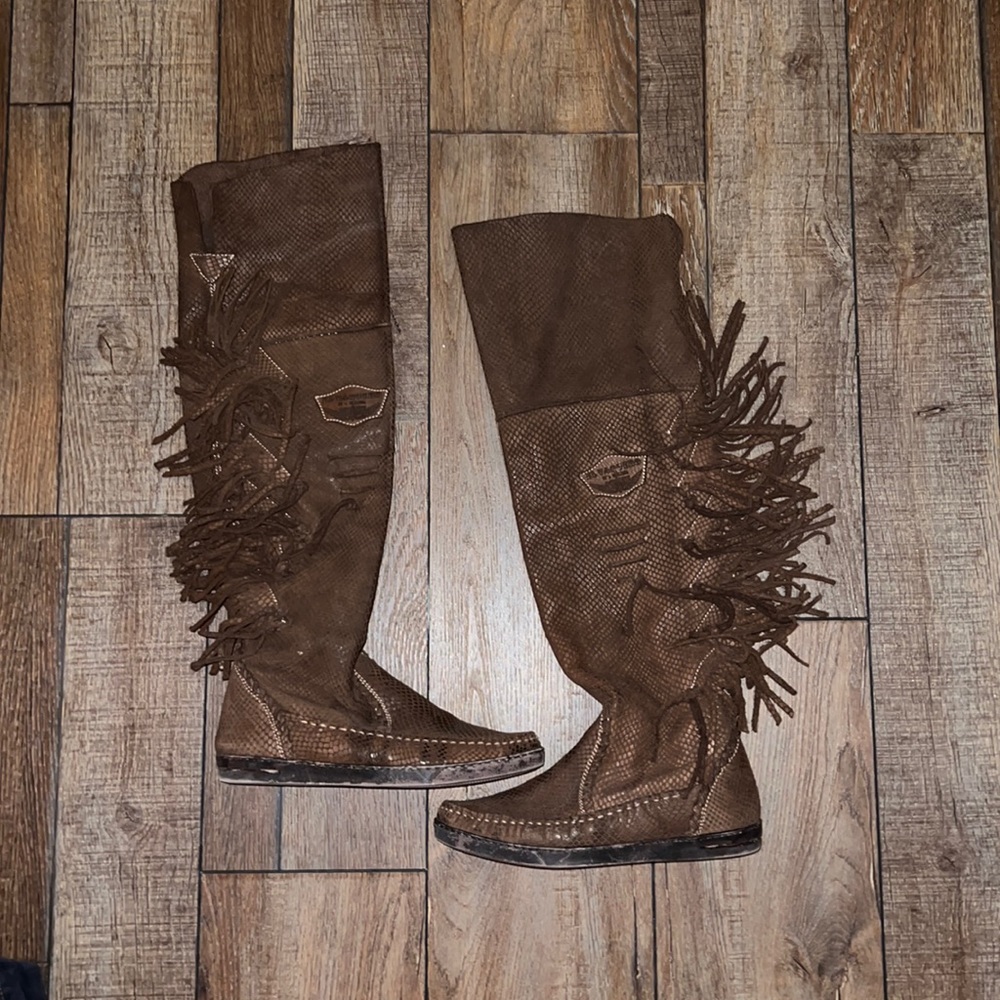 Vintage El Vaquero moccasin fringy boots
